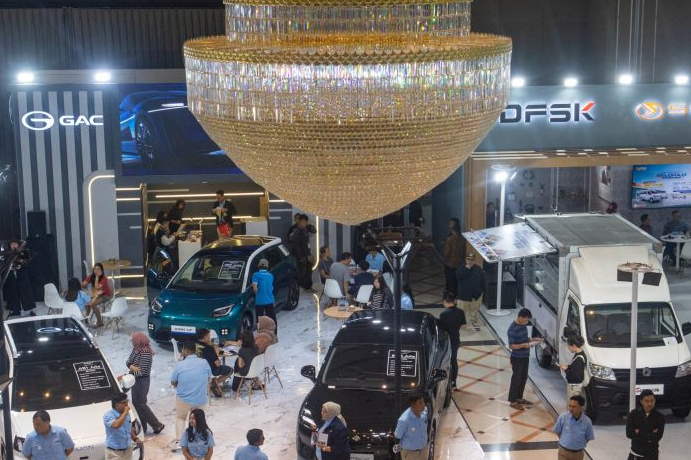 mobil China di Indonesia