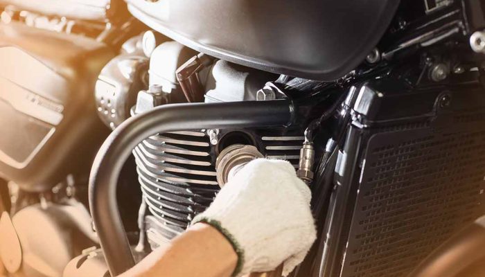 6 Penyebab Motor Brebet Saat Digas dan Cara Mengatasinya, Pengendara Wajib Tahu!