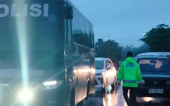 jalan nasional Padang Pasaman Barat banjir