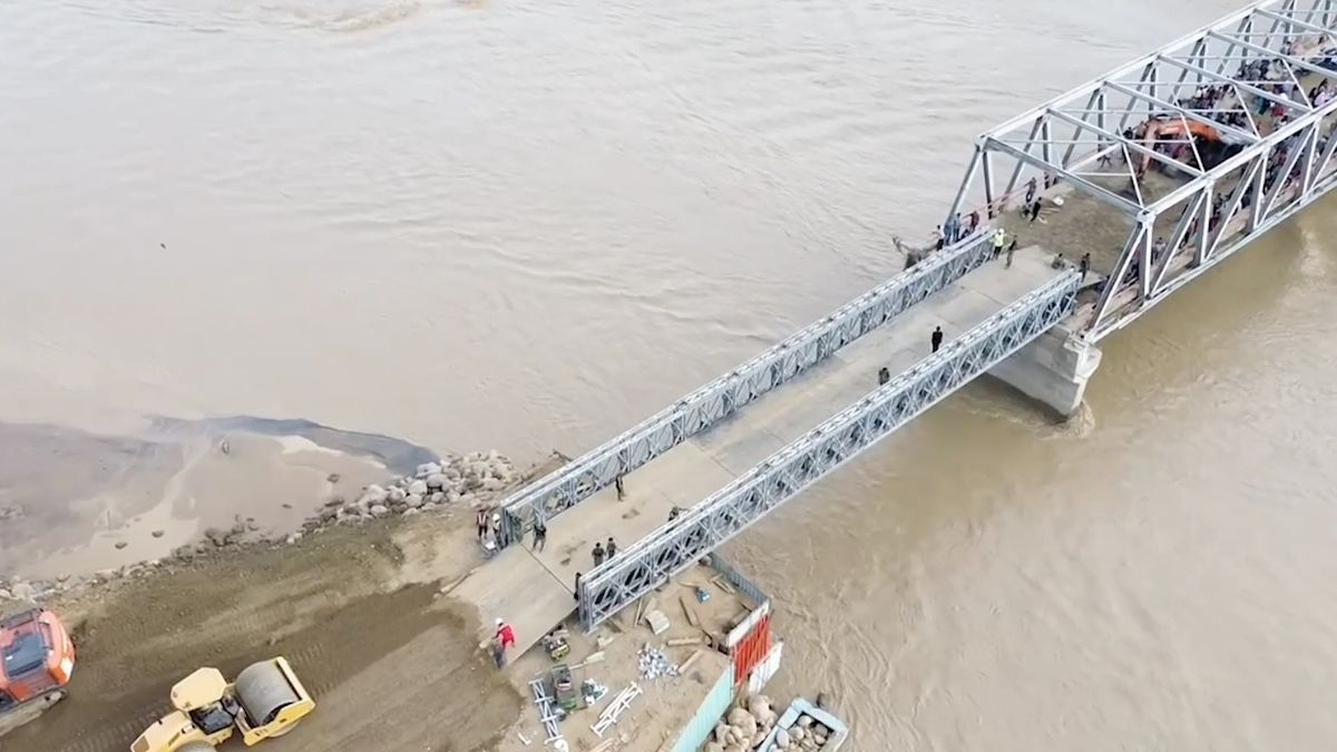 sabotase jembatan bailey