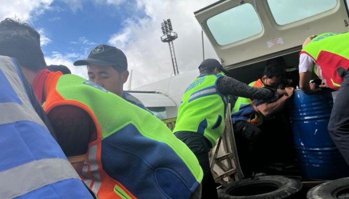 Pertamina Kirim BBM via Pesawat Perintis ke Aceh: Akses Darat Terputus, Distribusi Tetap Jalan