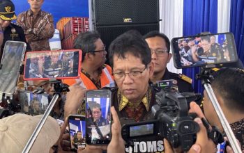 Menkeu Purbaya Tolak Kirim Baju Balpres Ilegal untuk Korban Bencana Sumatera, Pilih Anggaran Baru dan UMKM