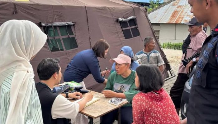 Relawan Kesehatan Tangani Lonjakan Penyakit Pascabencana di Langkat, Warga Butuh Obat-Obatan Mendesak