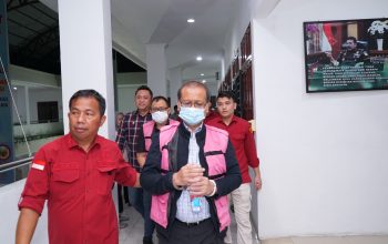 Kejati Sumut menahan dua mantan pejabat PT Inalum dalam kasus dugaan korupsi penjualan aluminium alloy