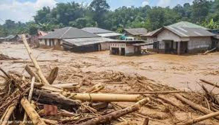 Banjir Bandang dan Longsor di Sumatera: Lebih dari 900 Jiwa Melayang, Ratusan Lainnya Masih Dalam Pencarian