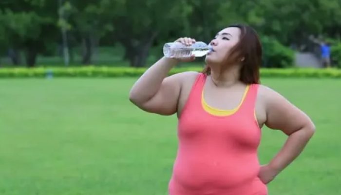 Berat Badan Berlebih atau Overweight Berbeda dengan Obesitas
