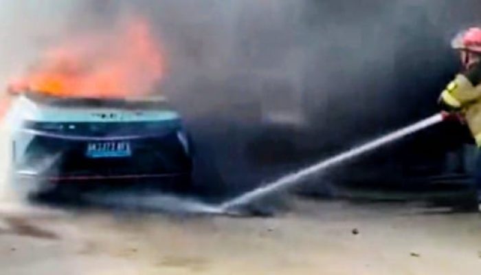 Mobil Listrik Hyundai Terbakar di Medan Selayang, Diduga Akibat Baterai