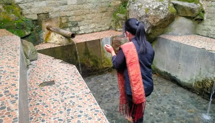 Mata Air Aek Sipitu Dai Samosir: Wisata Spiritual 7 Rasa Air Langka di Sumatera Utara