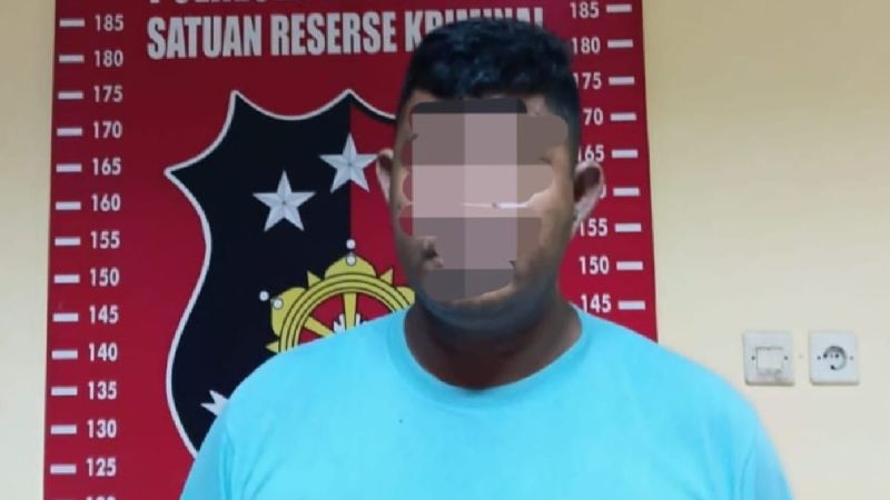 oknum polisi curi motor