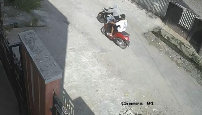 Sepasang Kekasih Terekam CCTV Curi Motor Mahasiswa UMA di Deliserdang