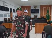 Sersan Mayor Tengku Dian Anugrah menjalani sidang tuntutan kasus pembunuhan berencana terhadap istrinya di Pengadilan Militer I-02 Medan.