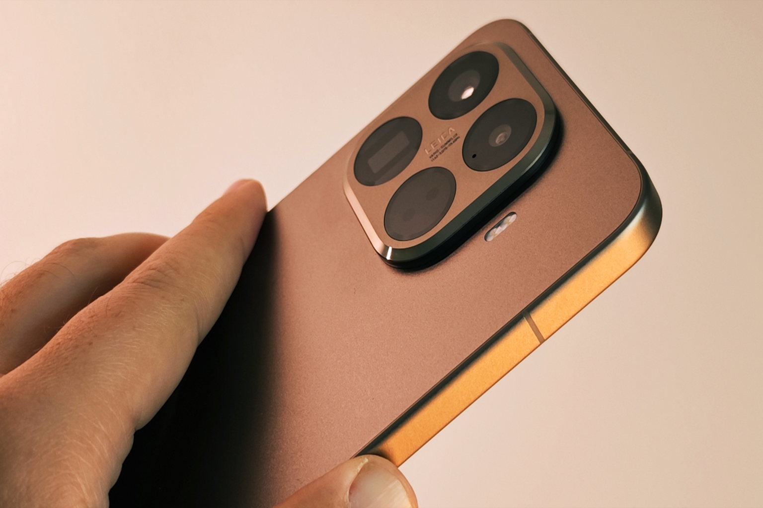 Xiaomi perluas Update HyperOS hingga 5 tahun untuk lini Xiaomi, Redmi, dan POCO.