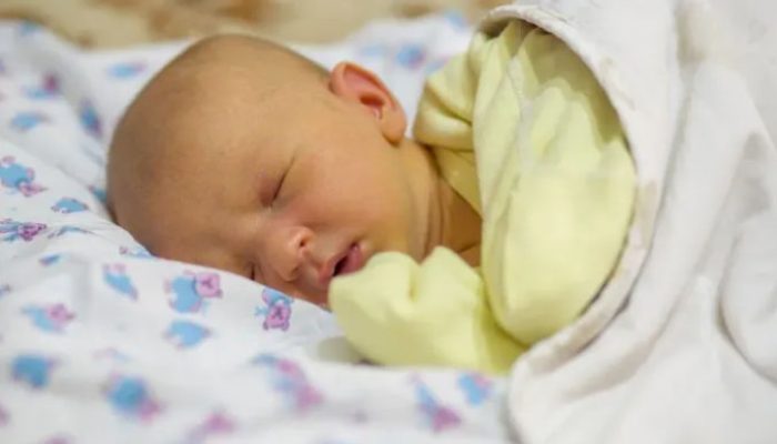 Bunda Wajib Tahu! 9 Penyakit dan Masalah Kesehatan Umum pada Bayi Baru Lahir