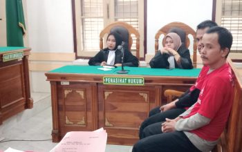 pencurian besi PT KAI