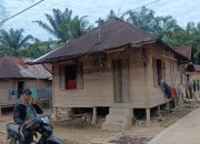 warga tolak relokasi Muara Batang Angkola