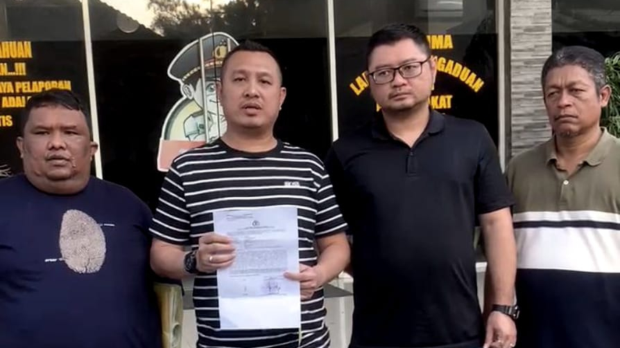 Pembongkaran billboard Medan