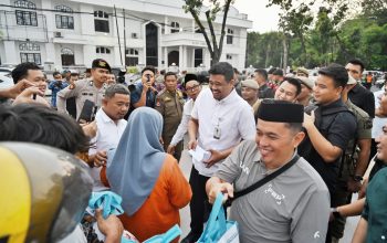 Gubernur Sumut Bagi-bagi THR dan Sembako Sasar Pekerja Informal