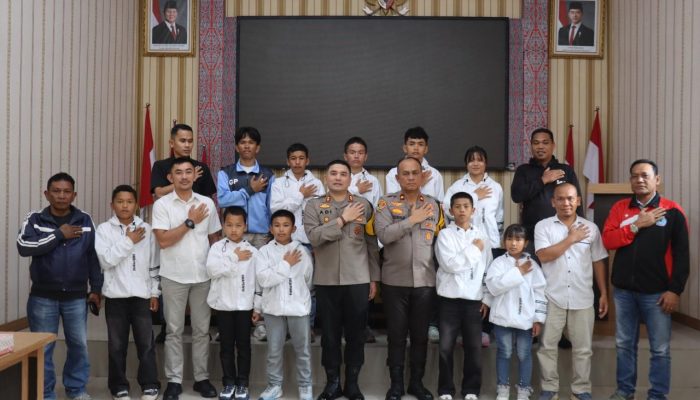 Kapolres Humbahas Beri Motivasi, Atlet Karate ASKI Siap Berlaga di Dua Kejuaraan Bergengsi