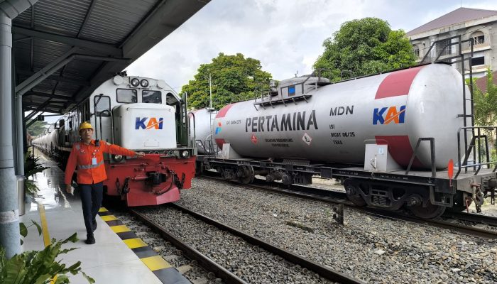 KAI Divre I Sumut Distribusikan 11.118 KL BBM untuk Moda Jalan Raya untuk Dukung Arus Mudik