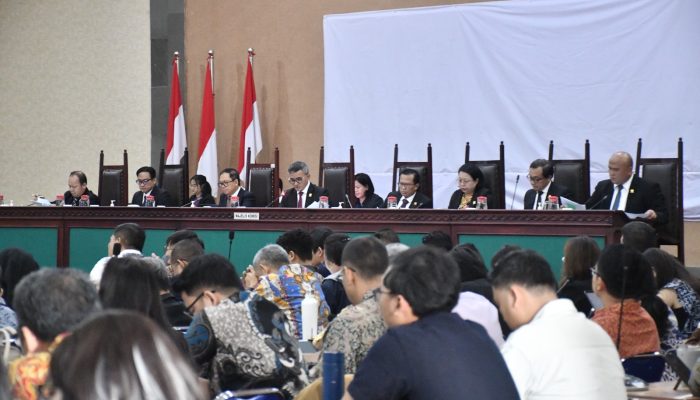 KPPU Putus 97 Pinjol Bersalah, Denda Capai Rp755 Miliar