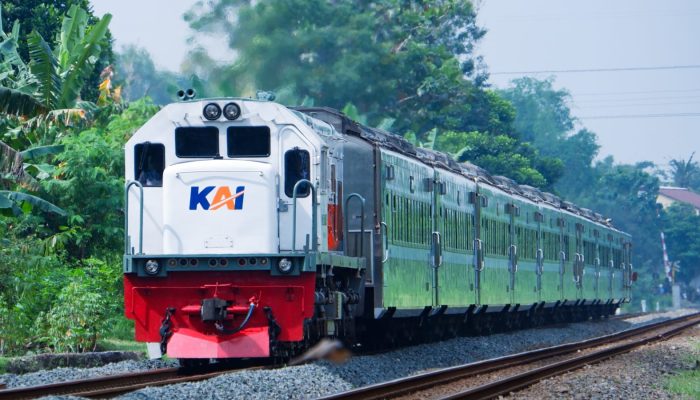 Arus Balik Lebaran 2026 Memuncak, Tiket Kereta Api di Sumut Nyaris Ludes