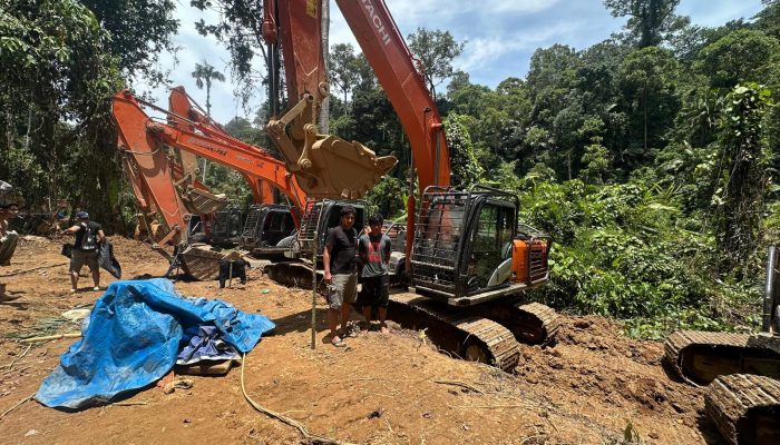 Polda Sumut Sita 14 Eskavator di Tambang Emas Ilegal Madina, 7 Orang Ditangkap