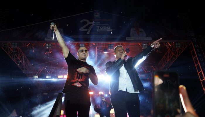 Konser Musik Meriahkan Puncak Perayaan HUT ke-27 Kabupaten Toba