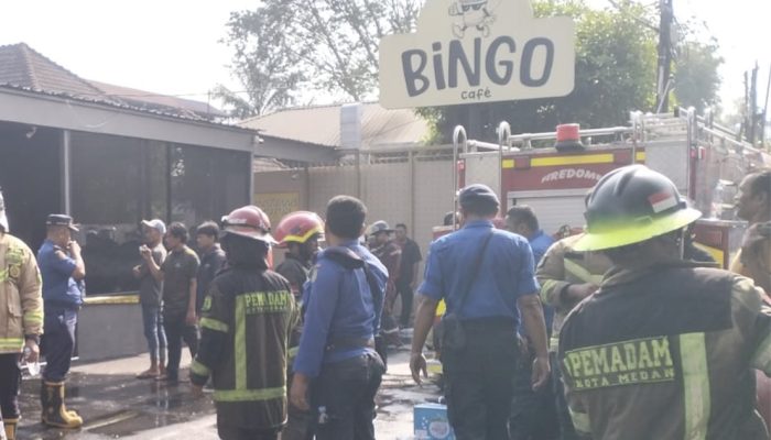Bingo Cafe Abdulah Lubis Kebakaran