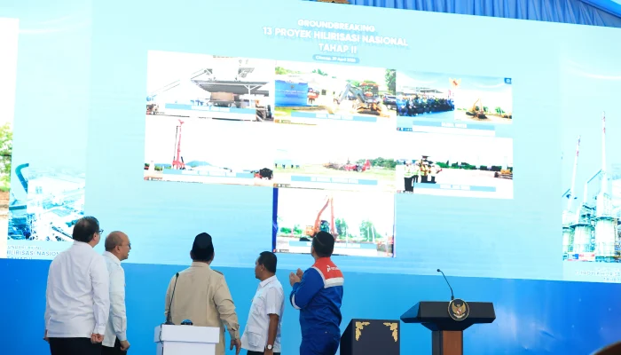 Prabowo Sindir Pengusaha Bawa Uang ke Luar Negeri Saat Resmikan Proyek Hilirisasi Rp116 Triliun