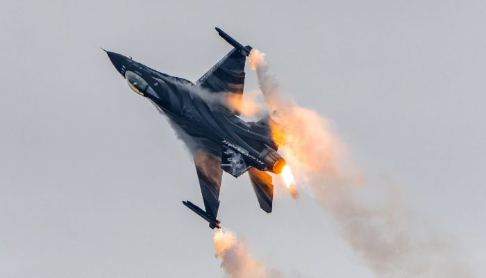 Donald Trump Ancam Balas Serang Pembangkit Listrik dan Fasilitas Sipil Usai Iran Tembak Jet F-35 AS