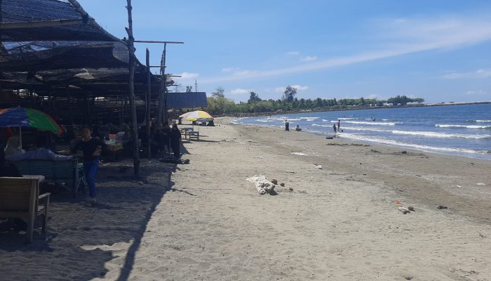 Fasad Potensi Kawasan Wisata Ujong Blang, Tarik Pukat Nelayan Jadi Tontonan Wisatawan
