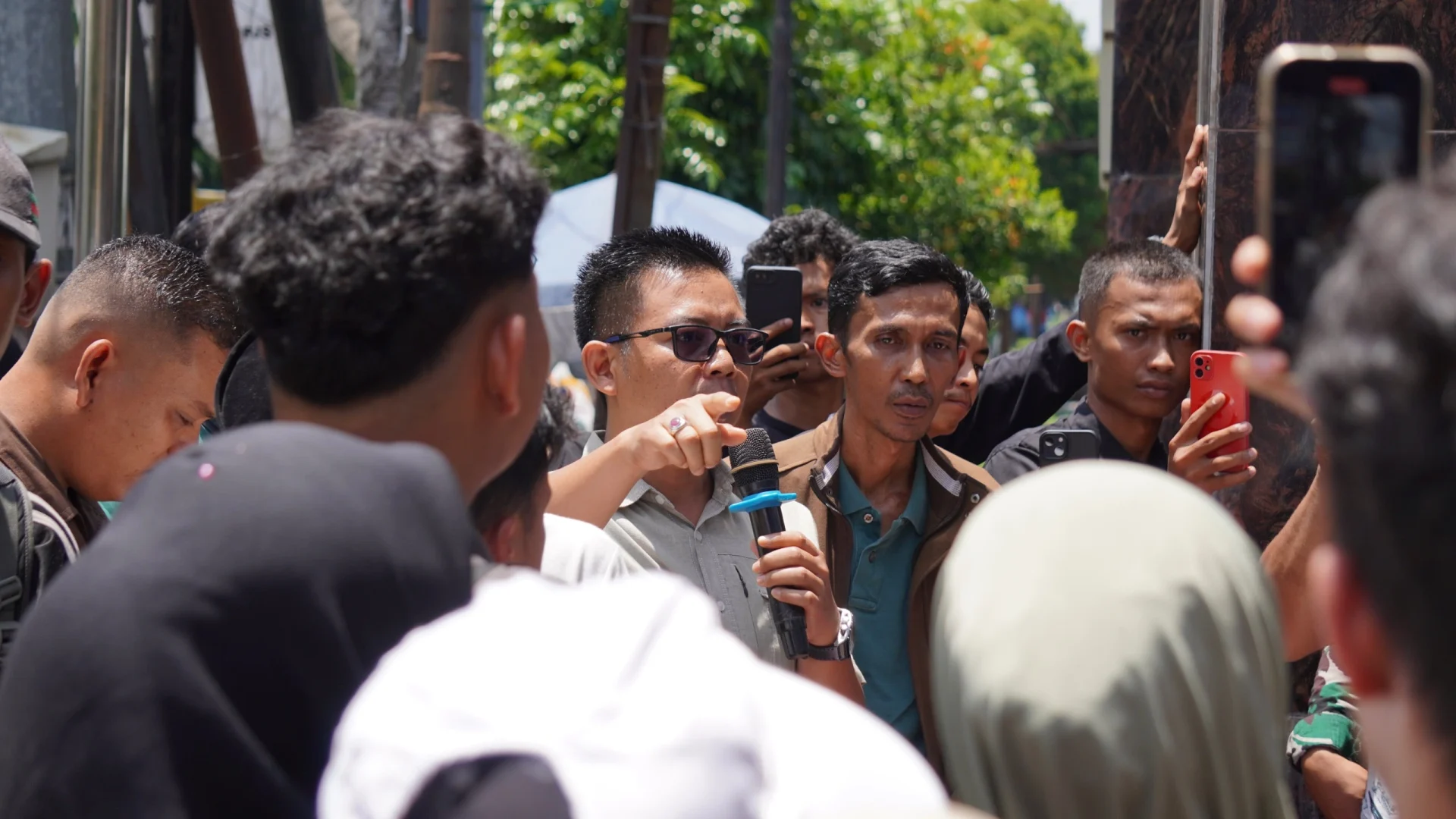 guru honorer tersangka dana BOS