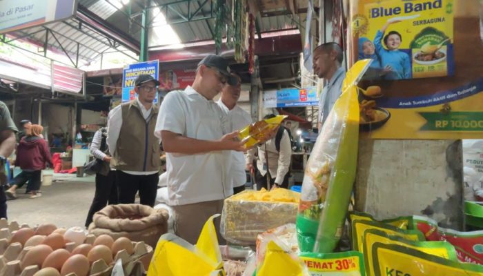 Wadirut Bulog Tinjau Penyaluran Bantuan Pangan dan Ketersediaan Pasokan di Medan