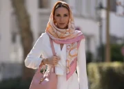 Buttonscarves Alexandra Lapp