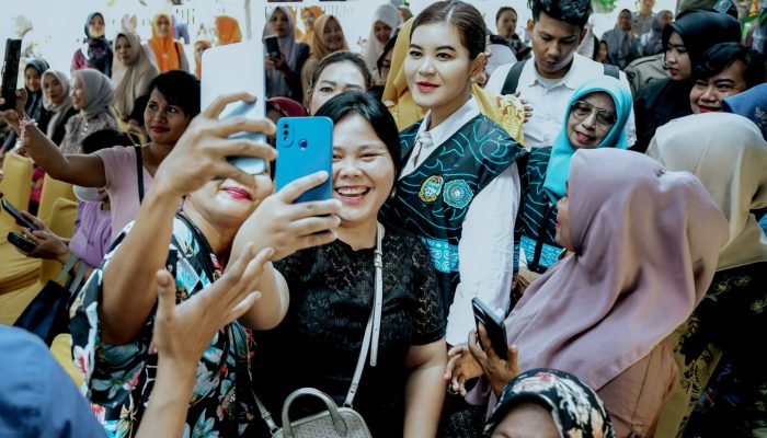 Kahiyang Ayu Ajak Masyarakat Lebih Peduli Kesehatan