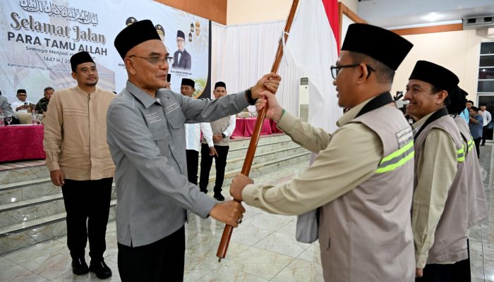 Kloter 2 Jemaah Haji Sumut Dilepas Keberangkatannya, Diingatkan Pentingnya Jaga Kebersamaan