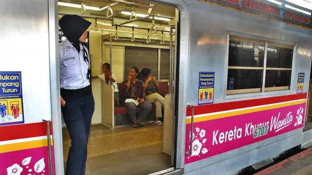 gerbong khusus wanita KRL