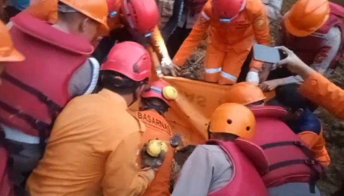 Longsor Terjang Deli Serdang, 5 Orang Meninggal, 6 Rumah Porak Poranda