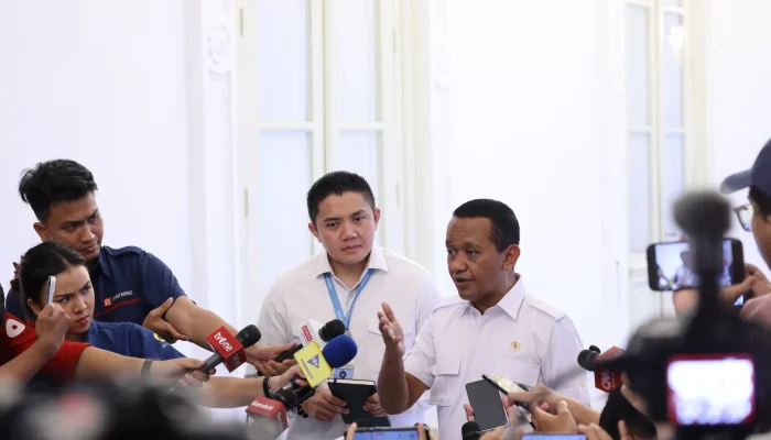 Bahlil Temui Menteri Energi Rusia, Indonesia Berpeluang Impor Minyak Mentah