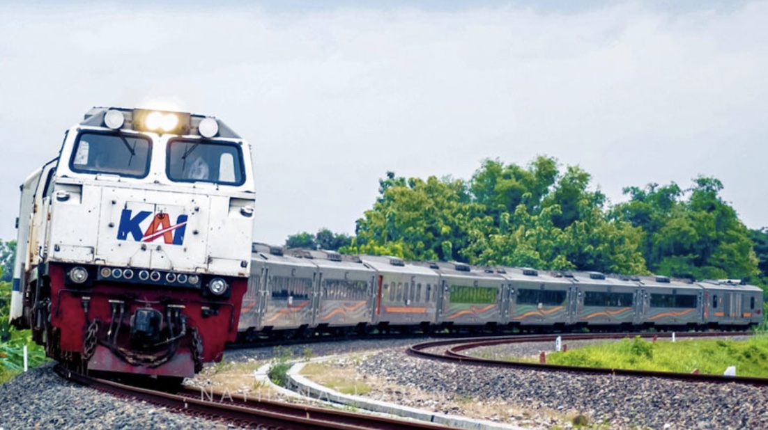 KA Argo Bromo Anggrek