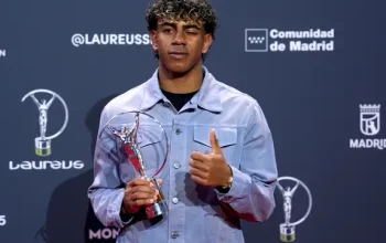 Lamine Yamal Samai Johan Cruyff di Laureus Awards 2026, Bintang Muda Barcelona Terus Bersinar