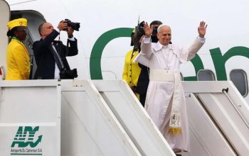 Paus Leo XIV ke Kamerun Kritik Keras Terhadap Tirani dan Donald Trump