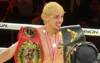 Putra Abdullah Kalahkan Ronal Siahaan, Rebut Gelar Juara Byon Kickstriking Asia di Kuala Lumpur