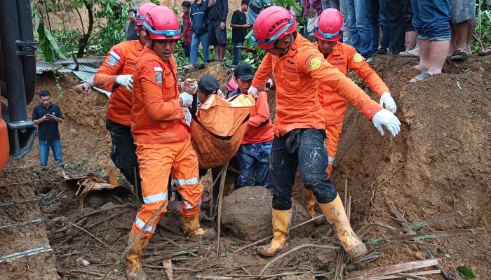 Tim SAR Gabungan Temukan 6 Korban Longsor di Deli Serdang, 1 Selamat, 5 Meninggal Dunia
