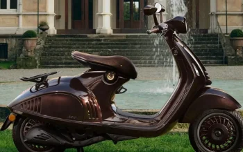 Vespa 946 Horse