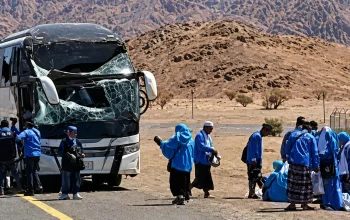 bus jemaah haji kecelakaan di Madinah di Jabal Magnet Probolinggo