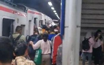 Stasiun Bekasi Timur