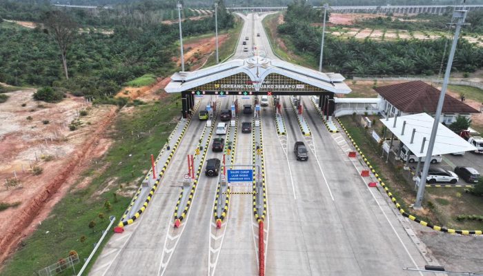 Pemerintah Dukung Hutama Karya Percepat Penyelesaian Jalan Tol Trans Sumatera