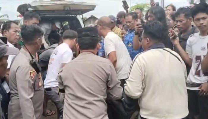 Truk Tertabrak Kereta Api di Tanjung Balai, Sopir Tewas Terpental