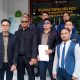 Sejumlah advokat menggugat Ketum DPN Peradi, Otto Hasibuan, ke PN Medan terkait dugaan perbuatan melawan hukum (PMH), Selasa (19/5/2026). Foto: Topikseru.com/Agustian.